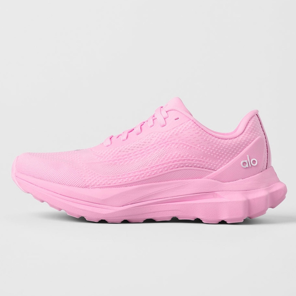 NWT Sold Out Alo Runners in Sweet Pink